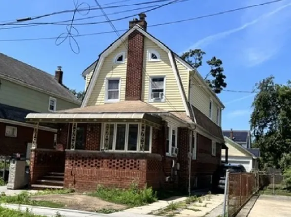 100-56 223rd St, Queens Village, NY 11429