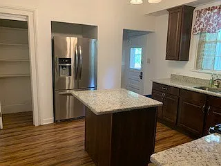 1429 S Hamilton St — Photo 11