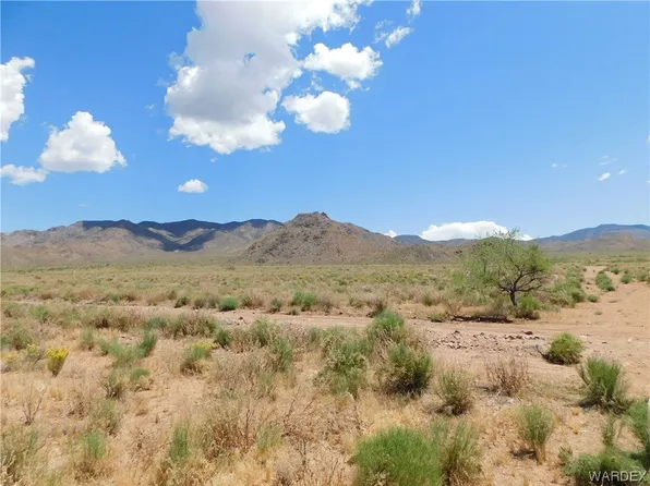 000 Indian Hollow Drive, Kingman, AZ 86409