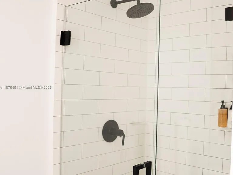 398 NE 5th St #3612 — Photo 53