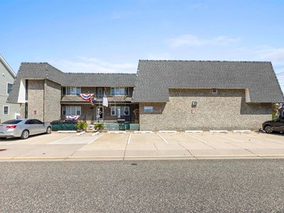 135 E Lavender Rd APT 3, Wildwood Crest, NJ, 08260