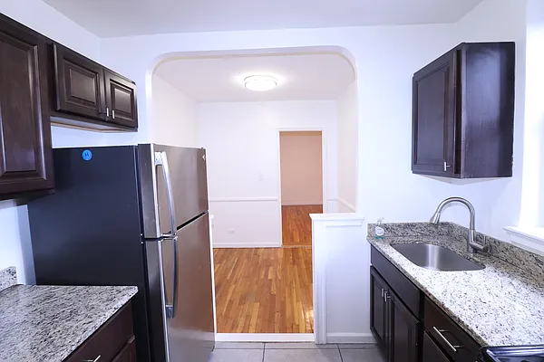 Rented by Oxford Property Group | media 7