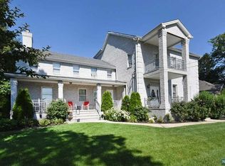 371 Kinderkamack Rd, River Edge, NJ 07661