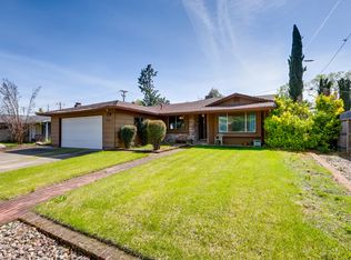 2183 Glengary Dr, Redding, CA 96001