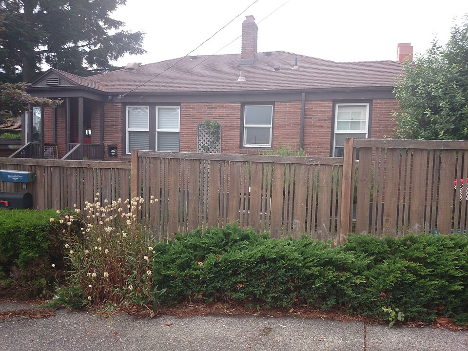 2nd image of 8444 41st Ave SW