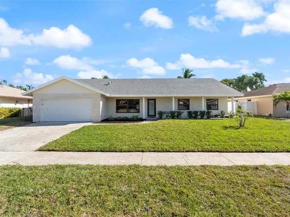 17740 Raintree Ter, Boca Raton, FL 33487