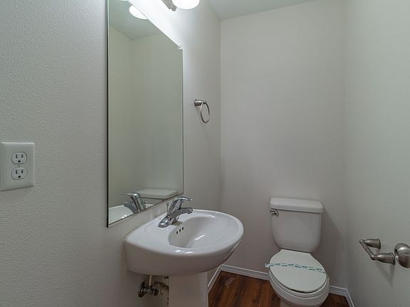 3rd image of 7209 NE 136th Ct