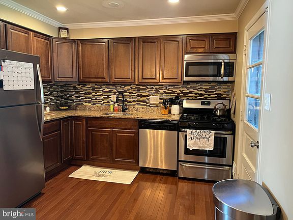 3rd image of 8224 Ackley St