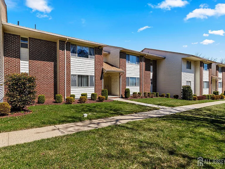 1807 Muriel Ct — Photo 18