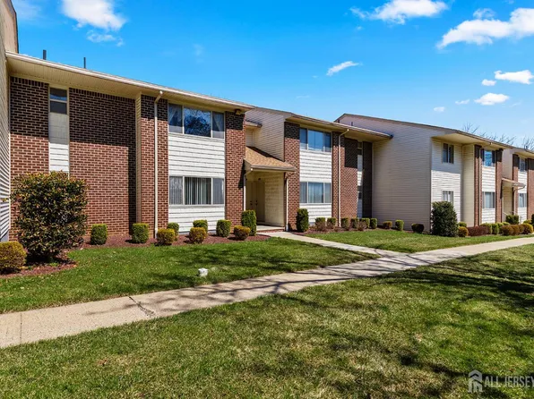 1807 Muriel Ct, Princeton, NJ 08540