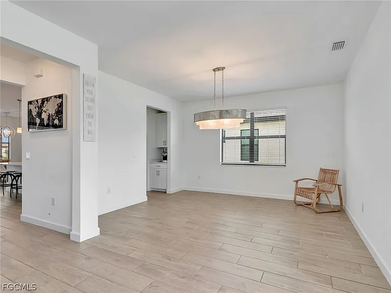 20438 Napa Loop — Photo 10