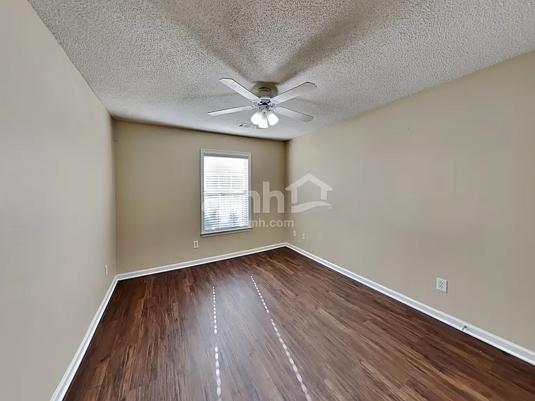 3450 Ridgefair Dr — Photo 15