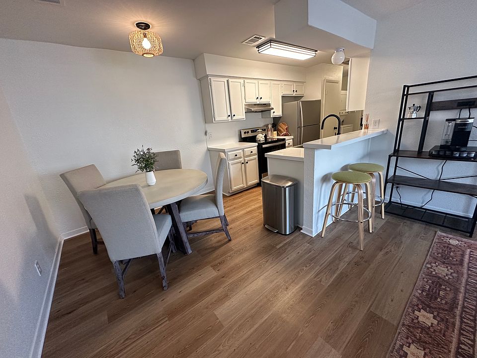 Kitchen + Dinning Area