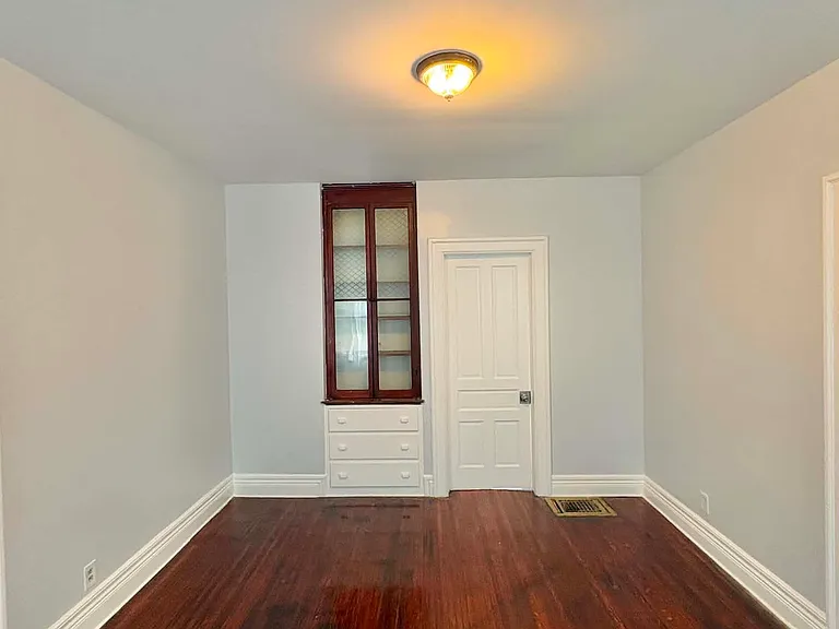 414 Hoyt St — Photo 28