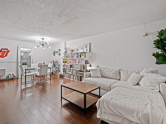 2nd image of 10852 N Kendall Dr #106