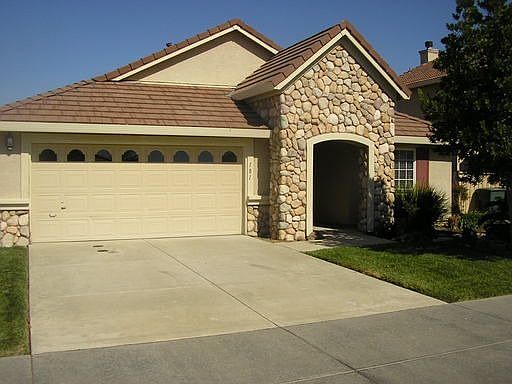 1st image of 181 Clydesdale Way