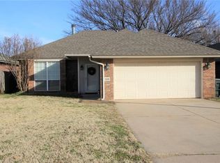 509 W 10th St, Edmond, OK 73003