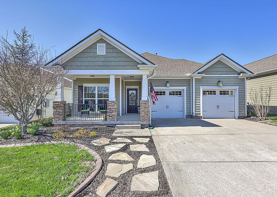 1st image of 2130 Kirkwall Dr
