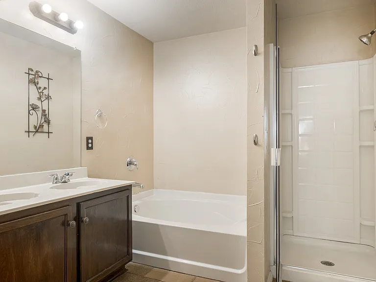 6504 Corral Ln — Photo 1
