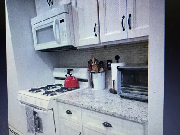 242B Lawton Ave #1, Cliffside Park, NJ 07010