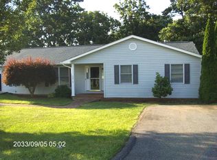 2670 Madison Ave, Christiansburg, VA 24073