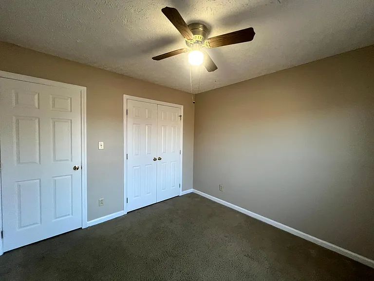 2857 Chillingworth Dr — Photo 12