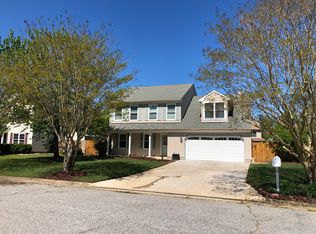 808 Ringfield Ct, Virginia Beach, VA 23454