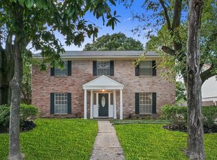 7727 Antoine Dr, Houston, TX 77088