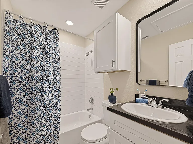 13843 Northlake Dr — Photo 9