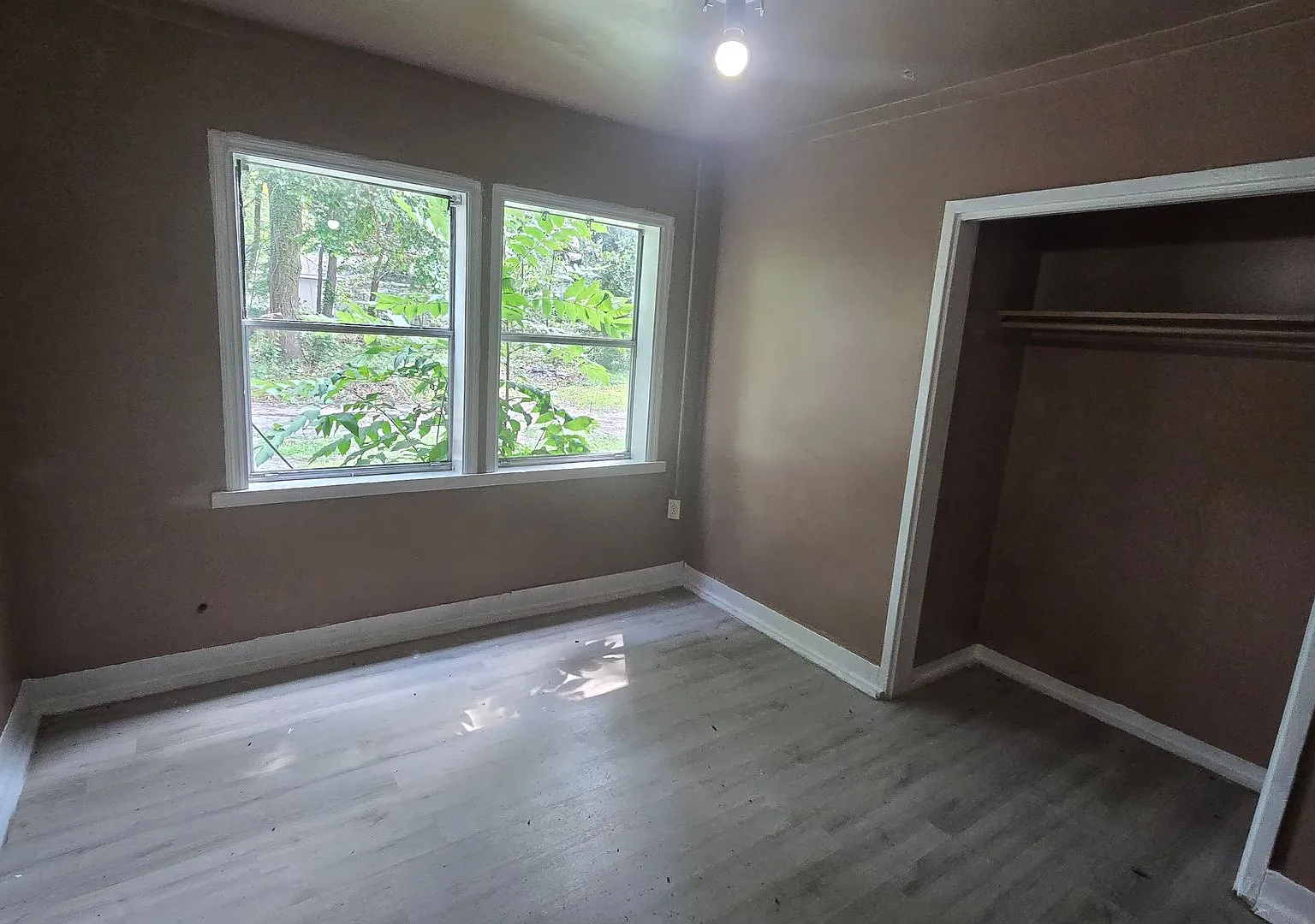 5875-5877 Allison Ave — Photo 2
