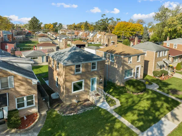 912 Marshall Ave, Bellwood, IL 60104