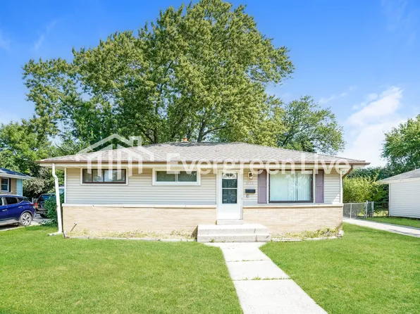 8736 W Monrovia Ave, Milwaukee, WI 53225