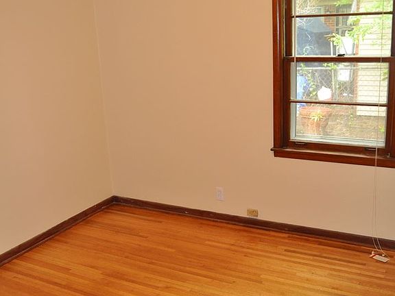 5th image of 1306 Dogwood Dr