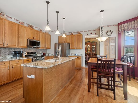 5th image of 1609 Wintercrest Ln