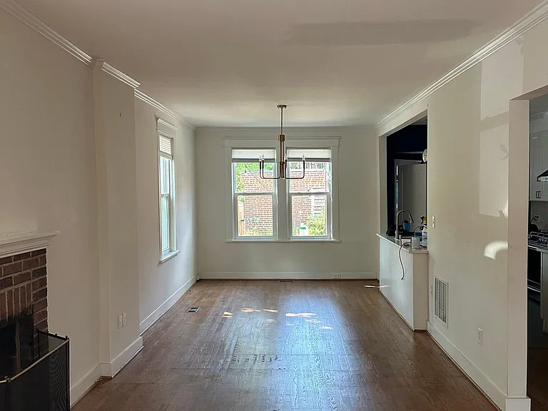 208 W 29th St — Photo 27