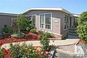 1st image of 16 Poinsettia Gardens Dr #16