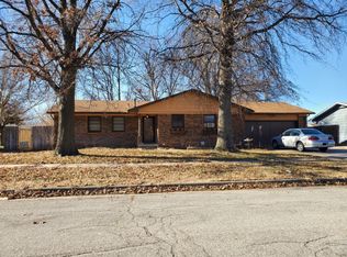 1661 N Byron Rd, Wichita, KS 67212