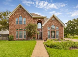 8713 Sandstone Dr, College Station, TX 77845