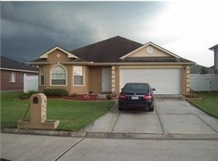 2234 N Village Green St, Harvey, LA 70058