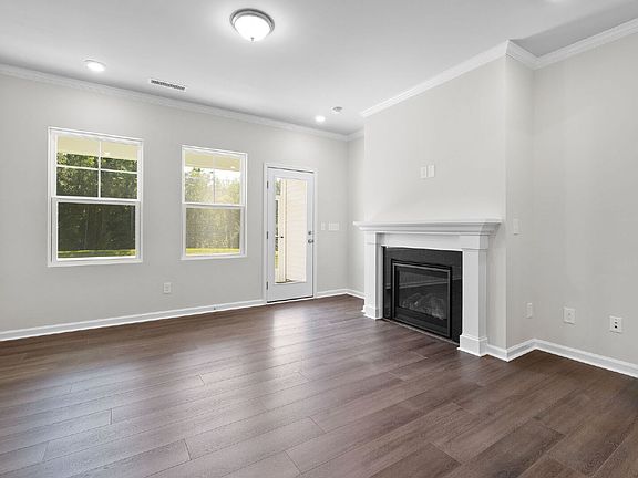 5th image of 1103 Red Wing Dr