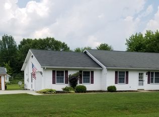 325 Rome Ter, Rock Creek, OH 44084