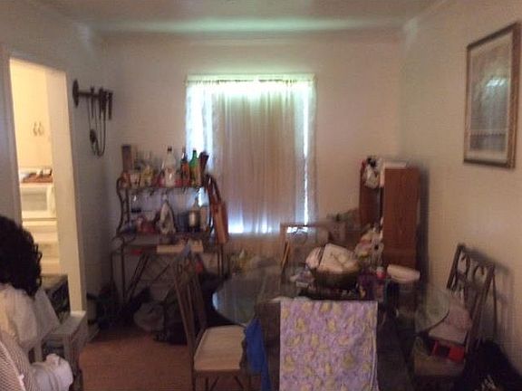 4th image of 2312 E 71st Ter