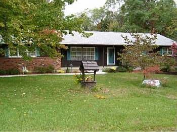 1st image of 9 Maclean Dr