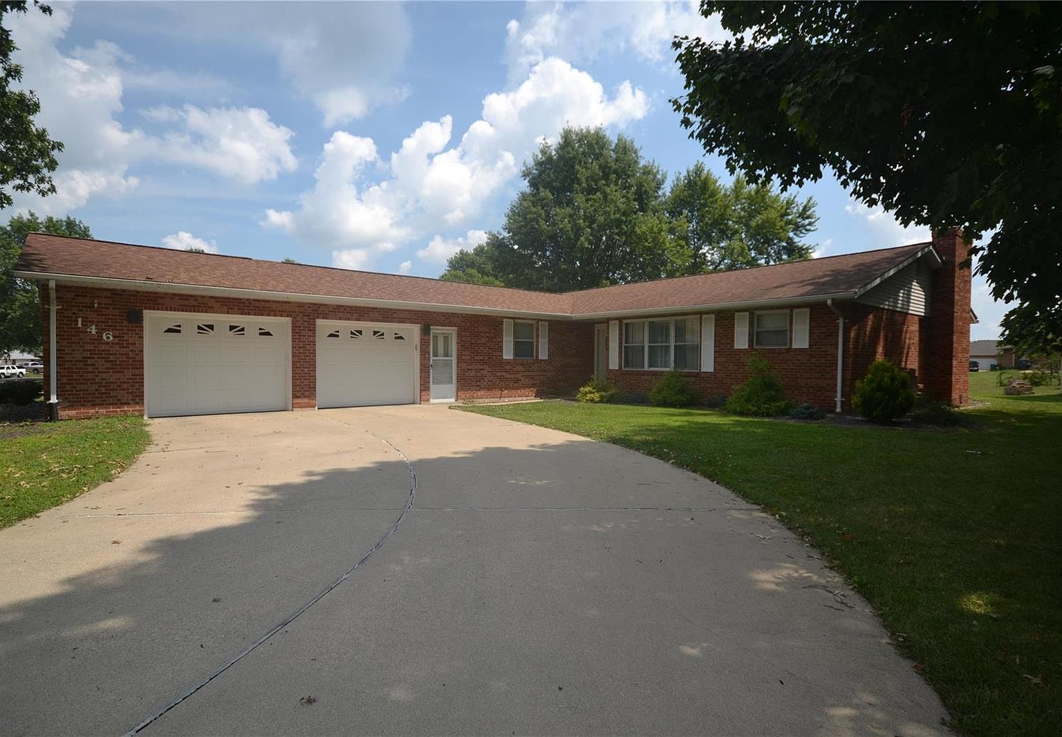 146 Stahl Dr, Smithton, IL 62285 Zillow