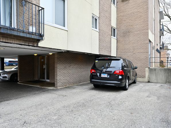 9516 S Kildare Ave APT 2S, Oak Lawn, IL 60453