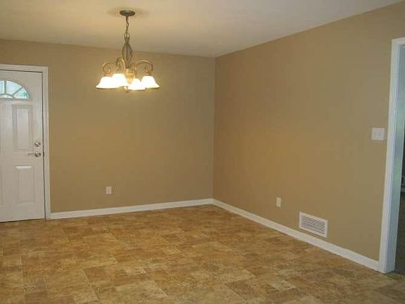 Dining - Brkfst Nook