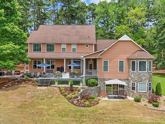 3rd image of 101 Vanore Road