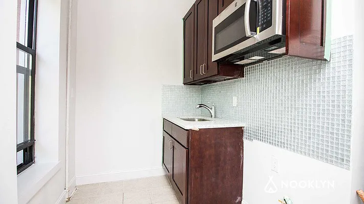 Rented by Nooklyn NYC LLC | media 19