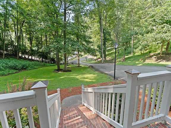3rd image of 654 Cool Woods Drive