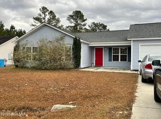 300 Snow Bell Ct, Richlands, NC 28574
